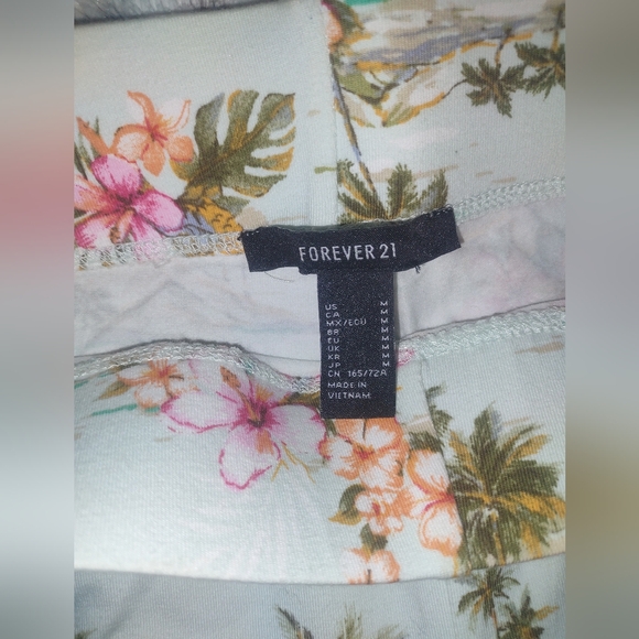 Tropical print biker shorts - Picture 5 of 5